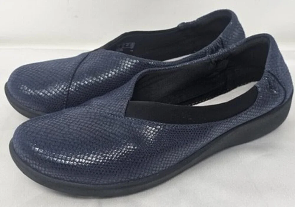 Comfort Slip-On Flats in Navy Blue